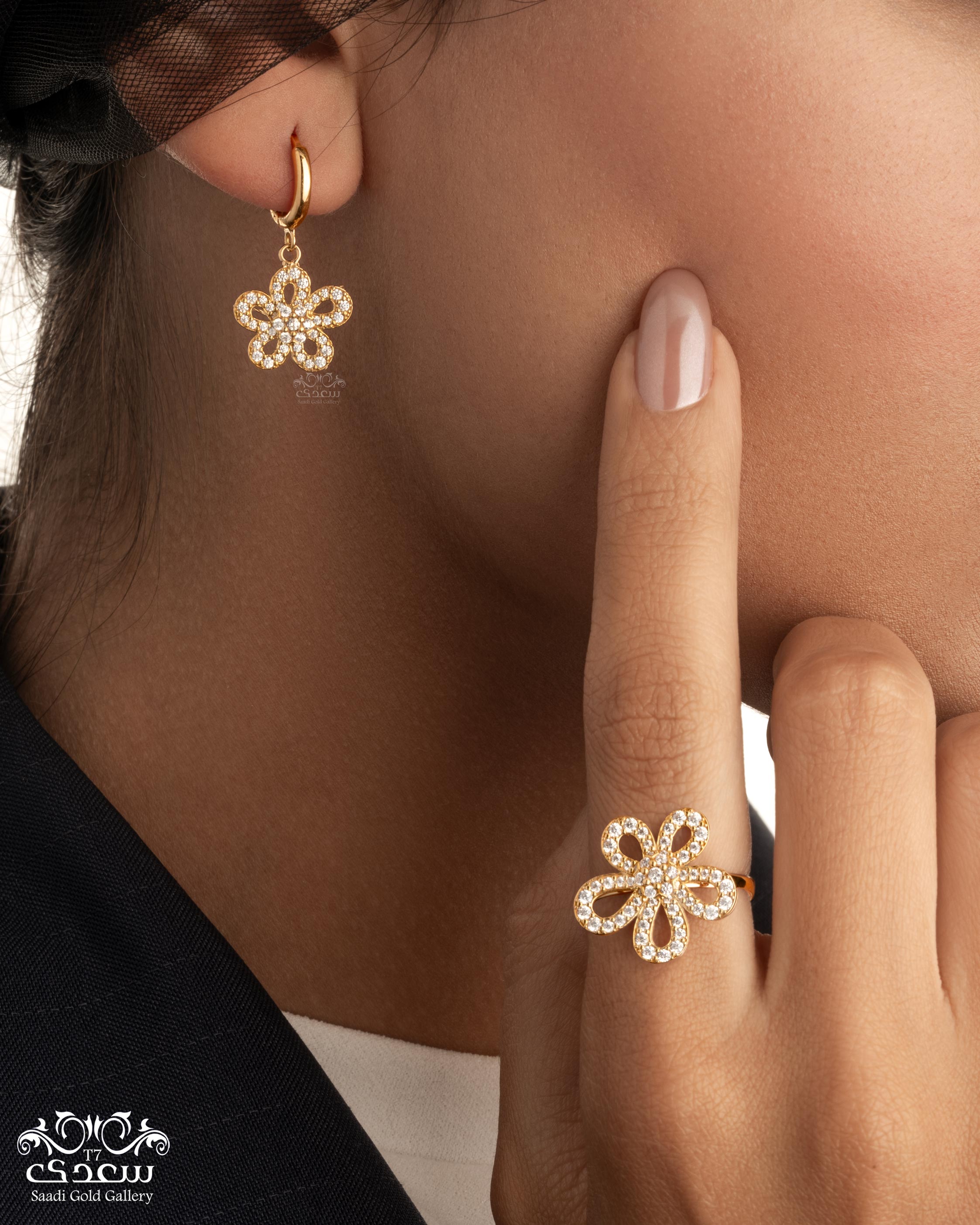 گوشواره روکو هیون نگینی